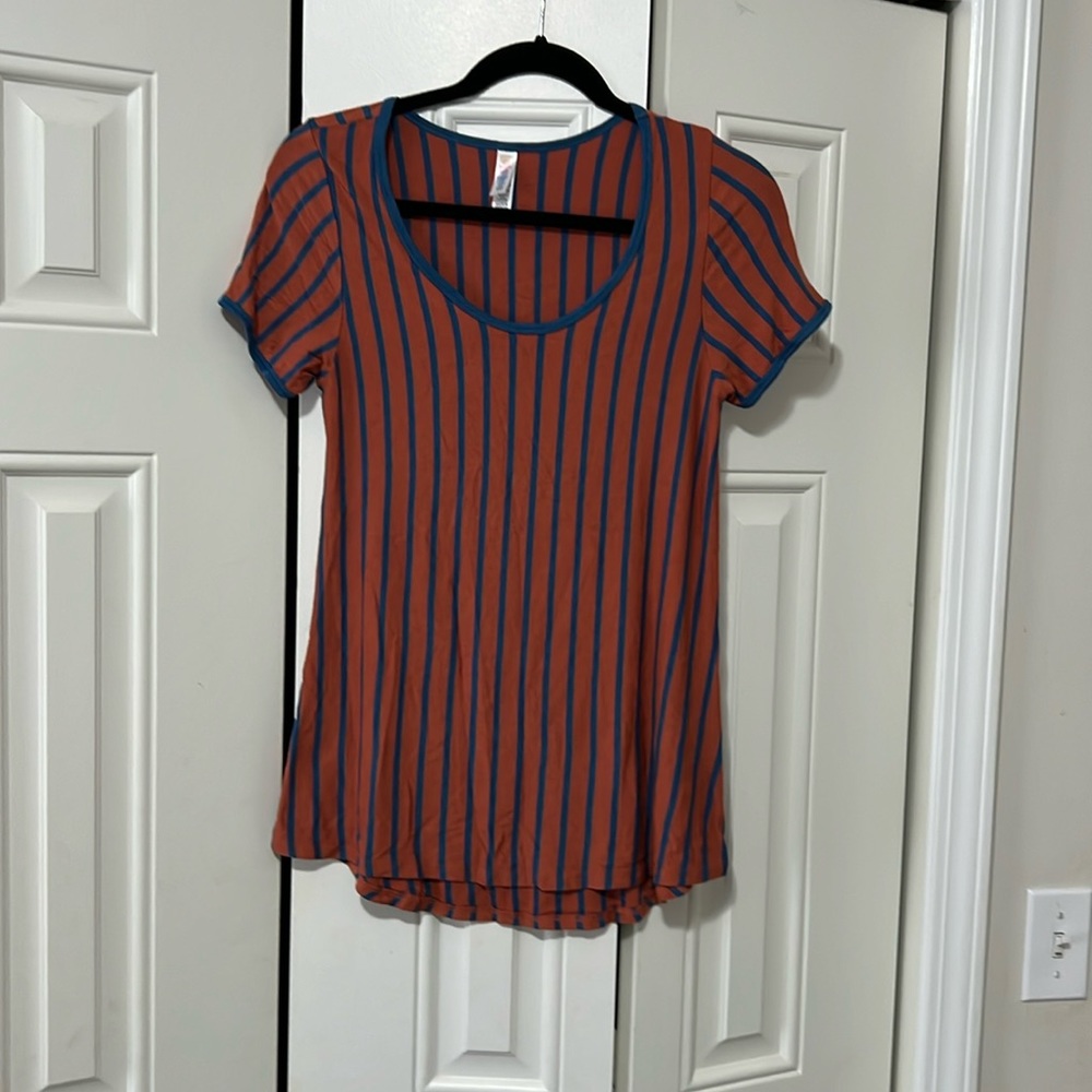 LuLaRoe vertical striped tunic
